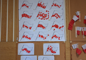 Wystawa prac plastycznych dzieci ,,Moja flaga".