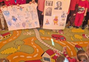 Grupa niebieska prezentuje Irenę Tuwim.